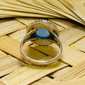 Bague élégante en argent 925, style minimaliste, avec chalcédoine aqua, fine et à bande fendue, au meilleur prix pour la vente en gros. - Product Image 4