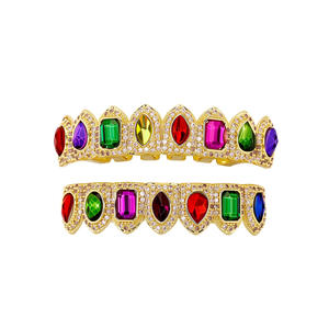 Grillz de mode hip-hop de haute qualité, en alliage plaqué argent avec zircone cubique taille marquise, bijoux de fête unisexe d'Inde - Product Image 3
