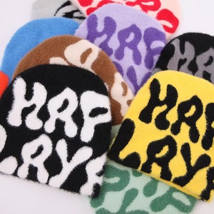 Fabricante con MOQ Bajo, Gorros Y2K de Diseño Personalizado con Logotipo Jacquard Personalizado y Forro Interior de Satén - Product Image 6