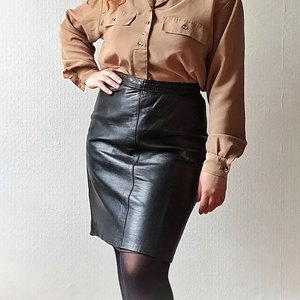 Falda de cuero para mujer al por mayor, falda de cuero con logo personalizado, falda de cuero de talla grande para mujer a bajo precio - Product Image 1