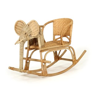 Caballito balancín personalizado para bebé, de madera natural, con forma de animal, silla de montar de imitación, balancín de ratán. - Product Image 4