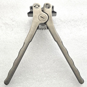 เครื่องดัดแผ่นออร์โธปิดิกส์ 7 นิ้ว ยี่ห้อ Jamso Industries อุปกรณ์ผ่าตัดกระดูก - Product Image 6