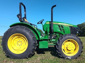 Tracteur John Deere 5067E de qualité à prix d'usine – Trouvez des modèles similaires chez Factory Outlet – Matériel agricole de haute qualité – Tracteurs agricoles - Product Image 6