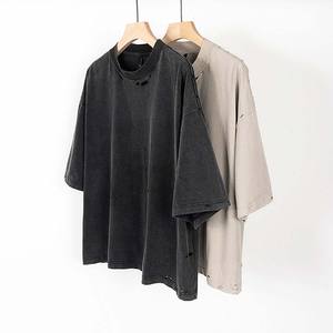 Camiseta Unisex de Cuello Redondo, Diseño de Algodón Lavado al Ácido, 250 GSM, Color Negro, Lavado al Ácido de Primera Calidad - Product Image 5