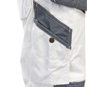 Pantalons de travail personnalisés pour la sécurité au travail, avec tissu respirant et design durable pour les travaux lourds, avec expédition et livraison - Product Image 4