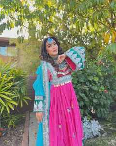 Nouvelles robes de mariée ethniques entièrement brodées pour femmes au meilleur prix de gros, véritable robe afghane à manches longues en vente - Product Image 5