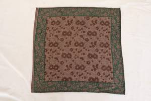 Bandanas imprimées d'inspiration rétro, foulard en coton doux pour le style urbain, les skateurs, les motards et les amateurs de mode - Product Image 5