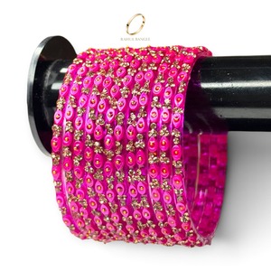 Bracelets en verre kashmiri traditionnels plaqués or de qualité export, avec émeraudes roses taillées en goutte d'eau, pour femmes indiennes, bijoux ethniques de mariage - Product Image 1