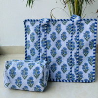 Sac de toilette matelassé fait main, imprimé à la main, réversible, grand sac fourre-tout avec fermeture éclair pour le shopping, printemps, 100% coton