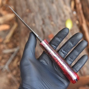 Couteau de chasse en acier Damas forgé à la main, manche en forme de cône de pin, lame fixe pleine longueur avec étui en cuir, personnalisable OEM - Product Image 4