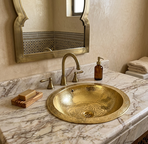 Lavabo Redondo de Latón con Patrón de Mandala Esmaltado Multicolor y Acabado Artesanal Decorativo para Hogares Modernos y Proyectos Hoteleros - Product Image 2