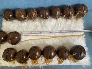 กระเป๋าเปลือกมะพร้าว กระเป๋าเปลือกไม้ธรรมชาติ - Product Image 5