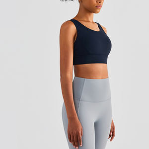 Soutien-gorge de sport conçu pour offrir une liberté de mouvement, réduire l'inconfort, maintenir la forme, offrir un soutien et un confort. - Product Image 3