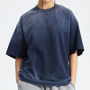 เสื้อยืดคอโอเวอร์ไซส์ทรงหลวมสำหรับผู้ชาย ไซส์พลัส ผ้าคอตตอนย้อมสีแบบ Garment Dyed ล้างสีแบบ Acid Wash แขนสั้น สไตล์ลำลอง ผ้าเจอร์ซีย์ถัก - Product Image 6