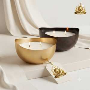 Grande bougie parfumée citrouille dorée en pot métallique multi-mèches, centre de table d'automne - Product Image 3