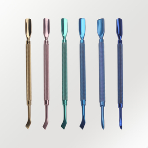 Kit d'outils repousse-cuticules double embout en acier inoxydable 130 mm pour manucure et soin des cuticules, avec deux têtes, conception réutilisable - Product Image 1