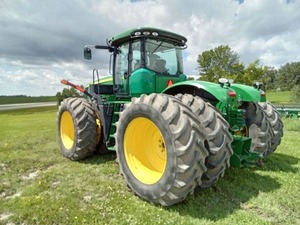Tracteur à roues 4x4 robuste 9360R 2012, prêt à l'exportation de qualité supérieure - Product Image 2