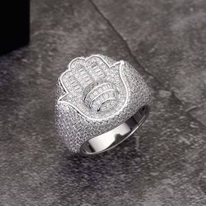 Bague Hamsa en argent sterling 925 pour homme, finition or blanc, sertie de moissanite, style hip-hop, bague de déclaration pour soirée - Product Image 4