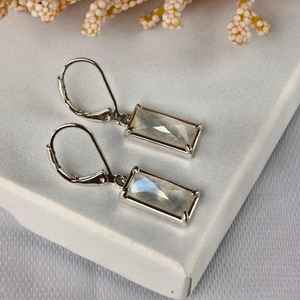 Boucles d'oreilles pendantes en argent sterling avec pierre de lune rectangulaire, pierres précieuses naturelles, bijoux pour femmes, cadeau élégant pour elle - Product Image 1