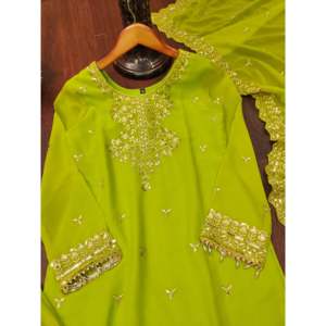Traje de mujer Georgette Sharara de diseñador bordado con trabajo de secuencia - Product Image 2