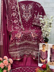 Nouveaux ensembles pakistanais en georgette, richement brodés, avec pantalon palazzo et dupatta - Product Image 4