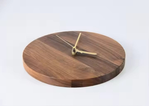 Grande horloge murale décorative en bois avec détails de grain subtils, texture naturelle et mouvement silencieux pour une ambiance paisible - Product Image 2