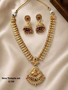 High Quality Latest Designed Long Bridal Necklace <b>Set</b> Alloy Gold Plated Earrings Vintage Engagement Wedding - Product Image 1
