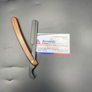 Maquinilla de afeitar turca con logotipo personalizado profesional para afeitar acero inoxidable de alta calidad con mango de madera peluquero hecho a mano sostenible - Product Image 5