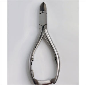 ชุดทำเล็บมืออาชีพ สแตนเลสสตีล ที่ตัดหนังกำพร้าพร้อมที่ดันหนังกำพร้า สีทอง/สีเงิน/สีรุ้ง สำหรับกำจัดหนังกำพร้า - Product Image 6