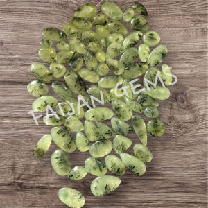 Prehnite naturelle Cabochon de pierres précieuses en vrac en forme de mélange poli Cabochon de cristal de toutes tailles pour la fabrication de pendentifs de bijoux - Product Image 4