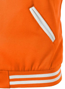 Chaqueta Varsity Personalizada OEM para Hombre, Estilo Vintage, Chaqueta de Béisbol de Invierno, Estilo Bomber, Lona con Bordado Chenille - Product Image 3