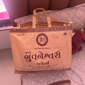Bolsa de regalo de yute de compras gruesa de lujo negra con patrón de letras impresas personalizadas OEM con asa de cinta 38x45x8cm precio al por mayor - Product Image 6
