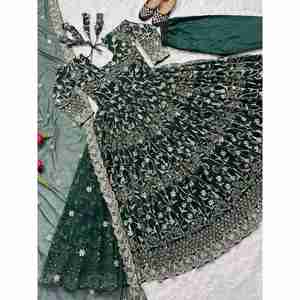 ชุดเดรสงานปักผ้าจอร์เจียแบบมีสีเขียว - Product Image 2