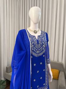 Magnifique Ensemble de Soirée pour Femme Style Bollywood, Élégant, Indien et Pakistanais, avec Haut, Palazzo, Dupatta et Gharara, Designs Riches en Faux Fours d'Orge - Product Image 5