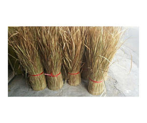 Toiture en chaume d'herbe durable du Vietnam, toiture en chaume d'herbe écologique de qualité supérieure pour villas de villégiature et jardins, qualité export. - Product Image 3
