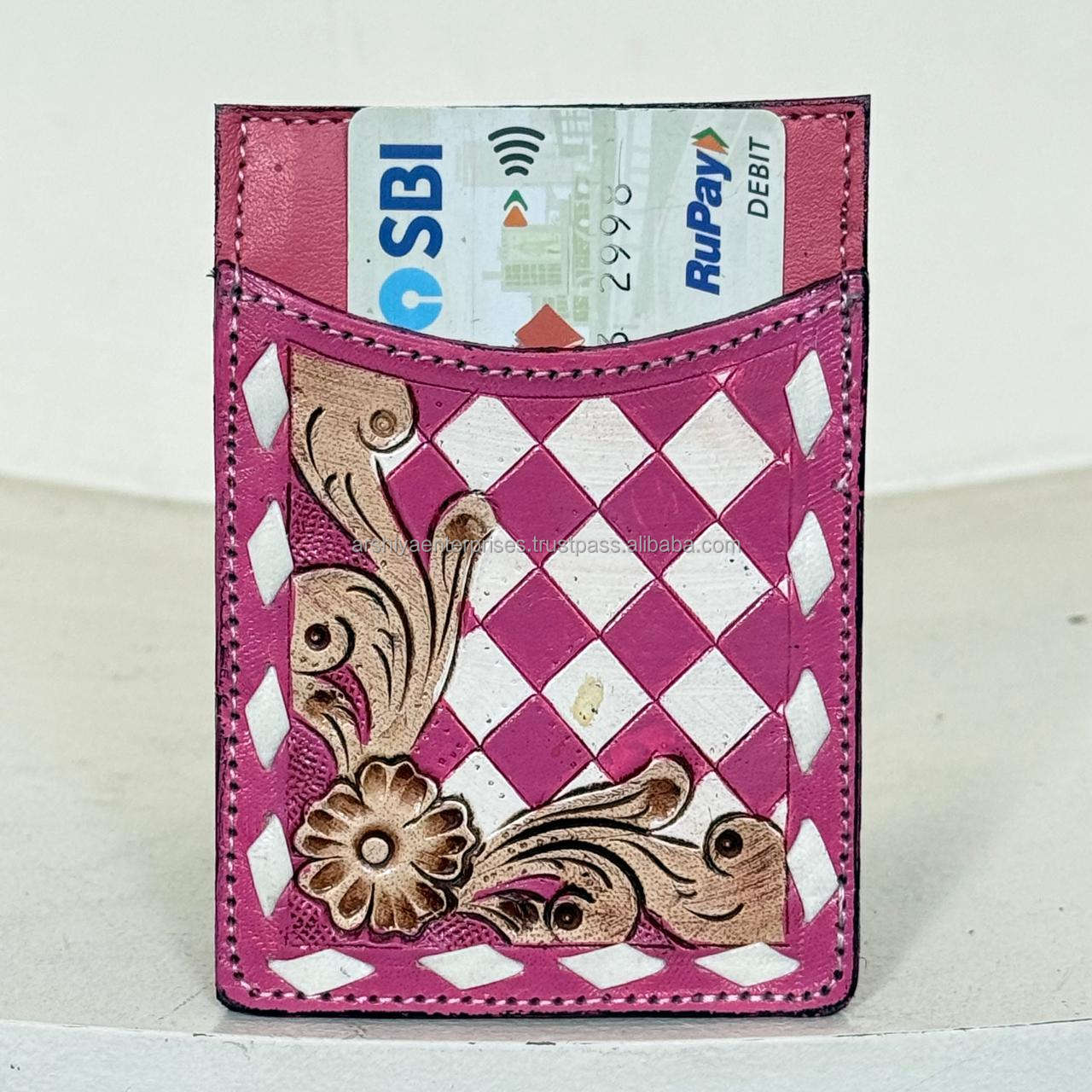 ลายตารางหมากรุกสีชมพูและขาว