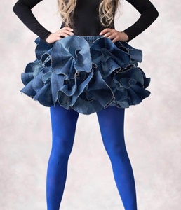 Mini-jupe en jean pour femme, plissée à volants, coupe trapèze, ajustement classique, couleur unie, délavée, style estival pour soirée - Product Image 5
