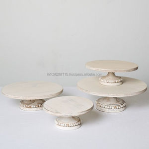 Soporte de madera para pasteles con acabado liso para centro de mesa rústico y exhibición encantadora de postres en eventos especiales - Product Image 5