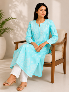 Kurti élégant bleu ciel brodé Chikankari pour femmes, tunique longue ethnique indienne à motifs floraux, tenue traditionnelle festive décontractée - Product Image 3