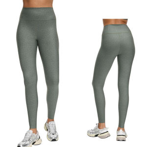 Leggings de yoga sans couture taille haute pour femmes, personnalisables en gros, texturés, en Spandex/Nylon, extensibles dans les quatre sens, respirants, pour la gym et l'entraînement - Product Image 1