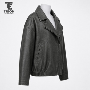 Chaqueta de cuero para mujer de alta calidad que ofrece un uso cómodo, rendimiento duradero y un estilo moderno para tendencias versátiles. - Product Image 2