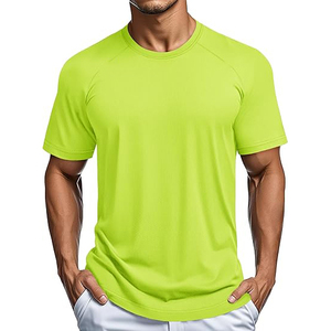 เสื้อยืดกีฬาผู้ชายขายส่ง แห้งเร็ว แบบเรียบ พร้อมสกรีนยางนูน - Product Image 1