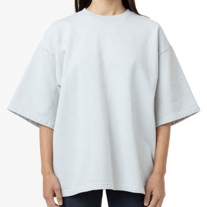 เสื้อยืดผู้หญิงทรงเข้ารูปผ้าฝ้ายแห้งเร็วเป็นมิตรกับสิ่งแวดล้อมสำหรับฤดูร้อน ขายส่ง พร้อมโลโก้แบบกำหนดเอง คอกลม พิมพ์ลาย - Product Image 4