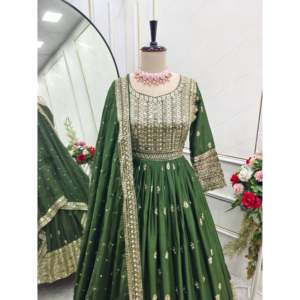 Beautiful <b>Silk</b> Lehenga Choli Party Wear Gown with Embroidered Dupatta for Special Occasions - Product Image 5