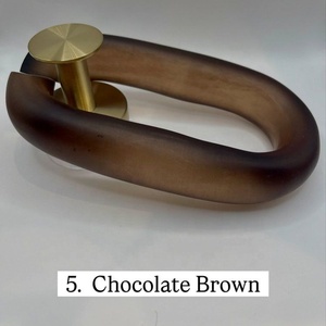 Sculpture en résine noire mate, chaîne irrégulière, décoration artistique moderne pour la maison, étanche, collection artisanale modelée à la main - Product Image 3