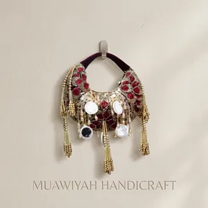 Most Trendy Bags Beaded Handbag <b>Red</b> Gold Tassel Decorated Fashion Gift Bag Purse Handbag Wedding Party Bridal Banquet Ladies Bag - Product Image 3