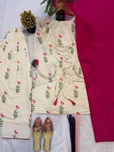 Conjunto de traje Salwar TENNECY para mujer, de algodón puro camericano, con mangas elegantes y adornos Latkan Farshi, para todas las temporadas, ideal para bodas. - Product Image 2