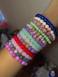 Bracelets extensibles SOFIYA CRAFT en résine naturelle perlée, géométriques et tendance, couleur arc-en-ciel, pour femme, idéaux pour les soirées - Product Image 5