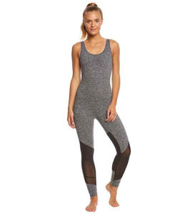 Mono deportivo de yoga de una pieza con cuello halter y espalda descubierta, transpirable, con logo personalizado, para verano - Product Image 3