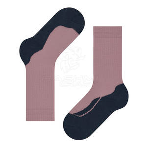 Chaussettes de sport respirantes conçues pour hommes et femmes, ajustement confortable pour la gym, la course à pied et les activités quotidiennes. - Product Image 6